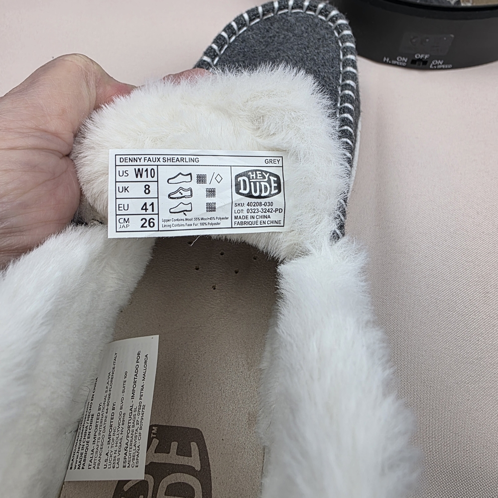 HEYDUDE Women's Denny Wool Faux Shearling Boot - Picture 2 of 5